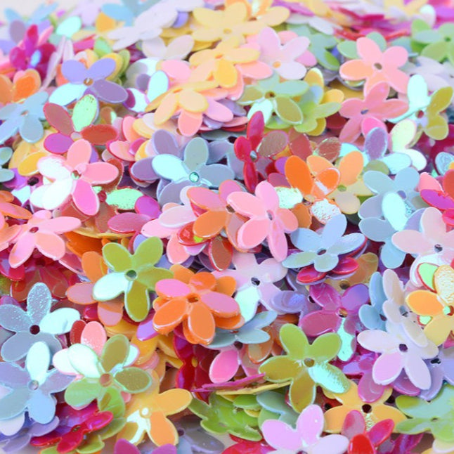 Find Pailletter, blomst, 10mm, 10-40g, med regnbueskær, mix farver hos Beadhouse, til altid hurtig levering