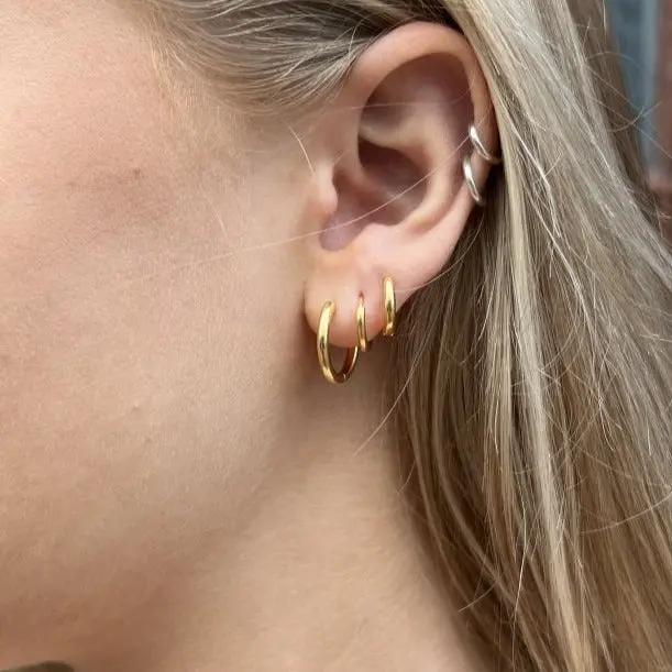 Øreringe, hoops i forgyldt og forsølvet messing med kliklås, 12-16 mm Greece