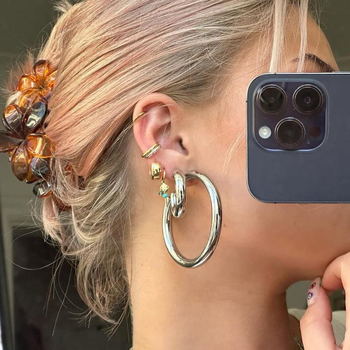 Find Øreringe, chunky hoops, forsølvet messing, 60 x 6 mm hos Beadhouse of Copenhagen i dag, med en altid hurtig levering!