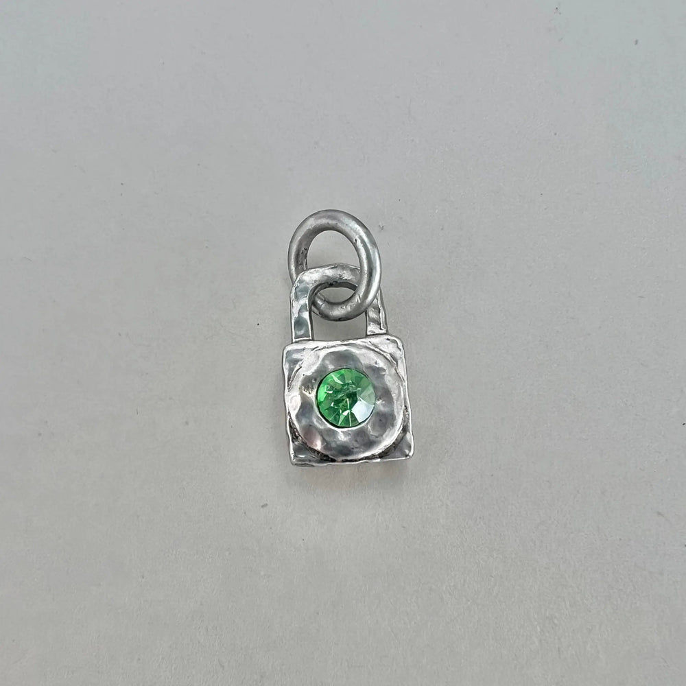 Vedhæng, lille chunky hængelås med farvet krystal, forsølvet messing Beadhouse of Copenhagen