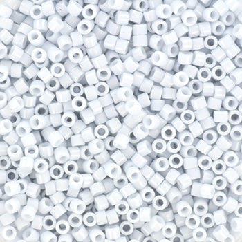 Blå glasperler, miyuki delica opaque luster light blue gray Krea