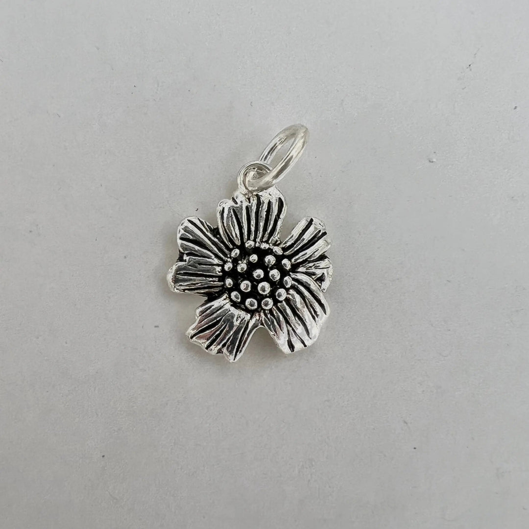 Vedhæng, blomst, forsølvet messing, 25 x 20 mm Beadhouse of Copenhagen