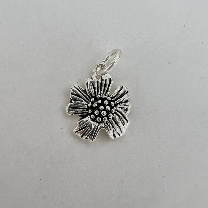 Vedhæng, blomst, forsølvet messing, 25 x 20 mm Beadhouse of Copenhagen