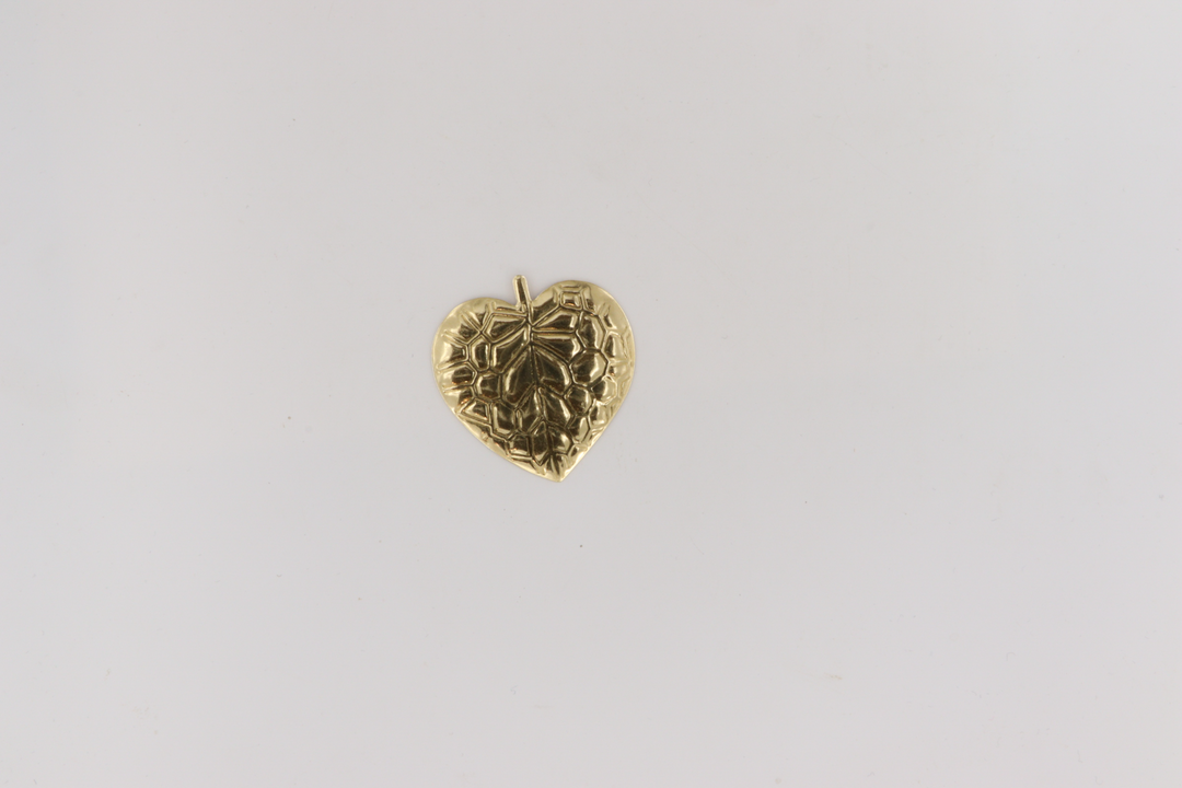 Find Vedhæng, filigran, blad, forgyldt messing, flere varianter blandt vores store udvalg af  Vedhæng hos  Beadhouse of Copenhagen i dag. Husk gratis fragt over 400kr