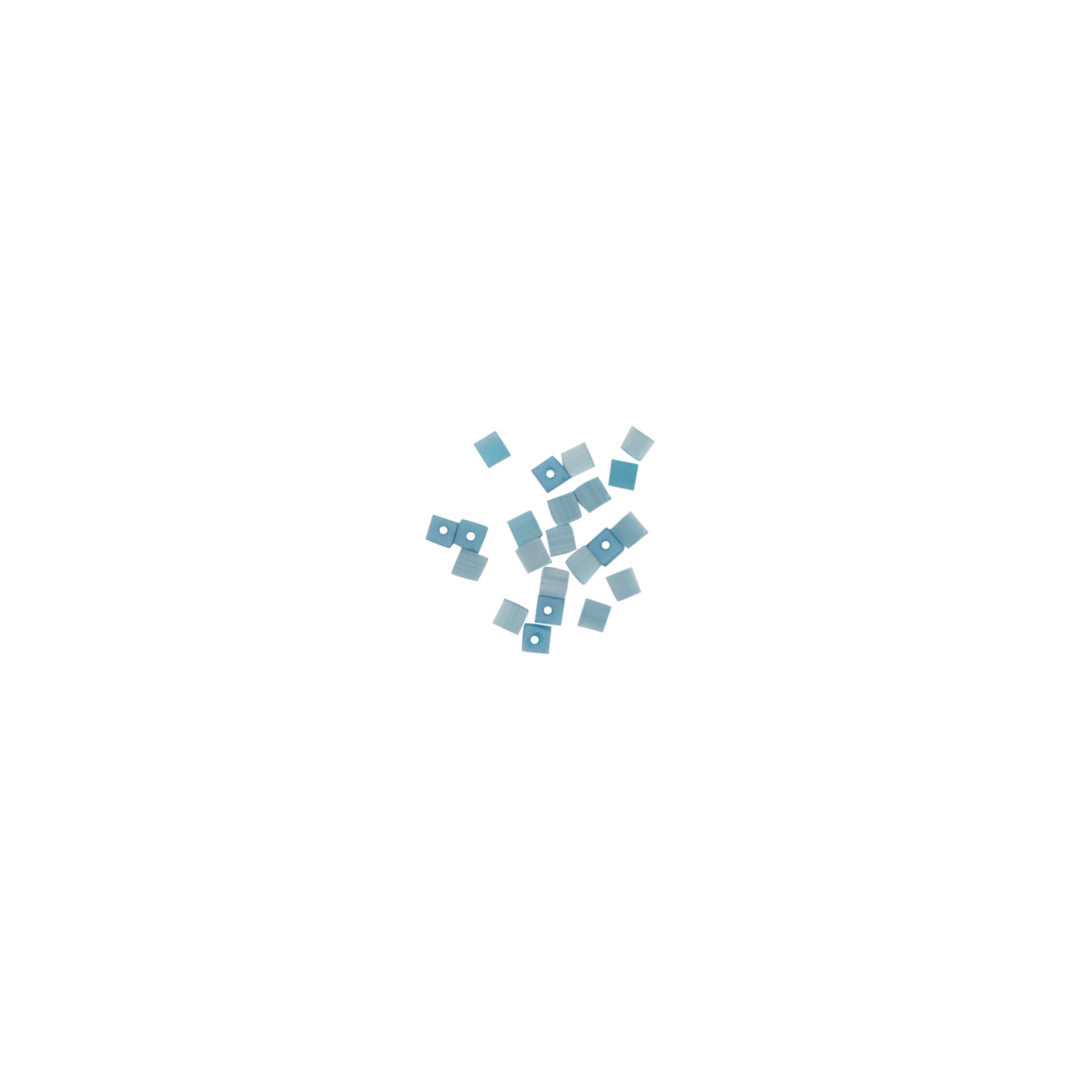 Find Glasfiberperler, firkantet, lyseblå, 4x4 mm, 10 stk blandt vores store udvalg af  Diverse andre perler hos  Beadhouse of Copenhagen i dag. Husk gratis fragt over 400kr