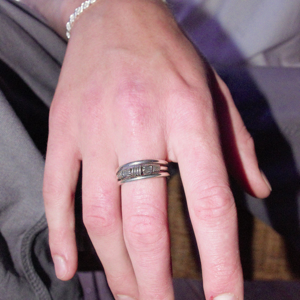 Find Fingerring, triple ring, sterlingsølv hos Beadhouse of Copenhagen i dag, med en altid hurtig levering!