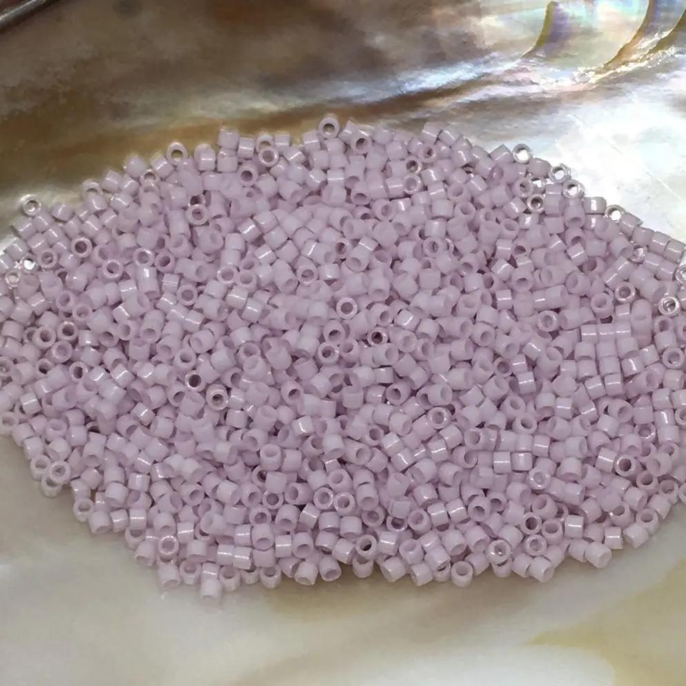 Lyserøde glasperler, miyuki delica beads, opaque pale rose Krea