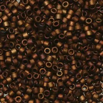 Brune glasperler, miyuki delica beads, metallic matte iris dark raspberry Krea