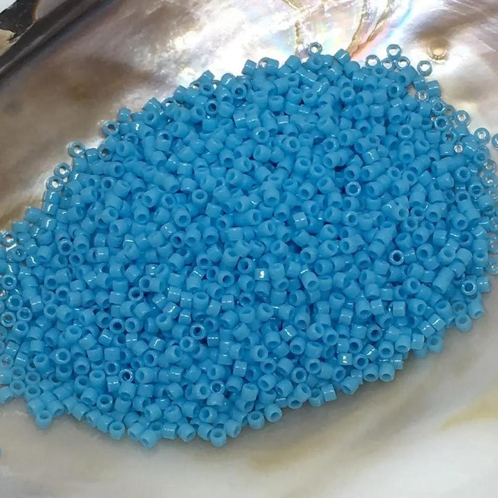Blå glasperler, miyuki delica beads, opaque turqoise Krea