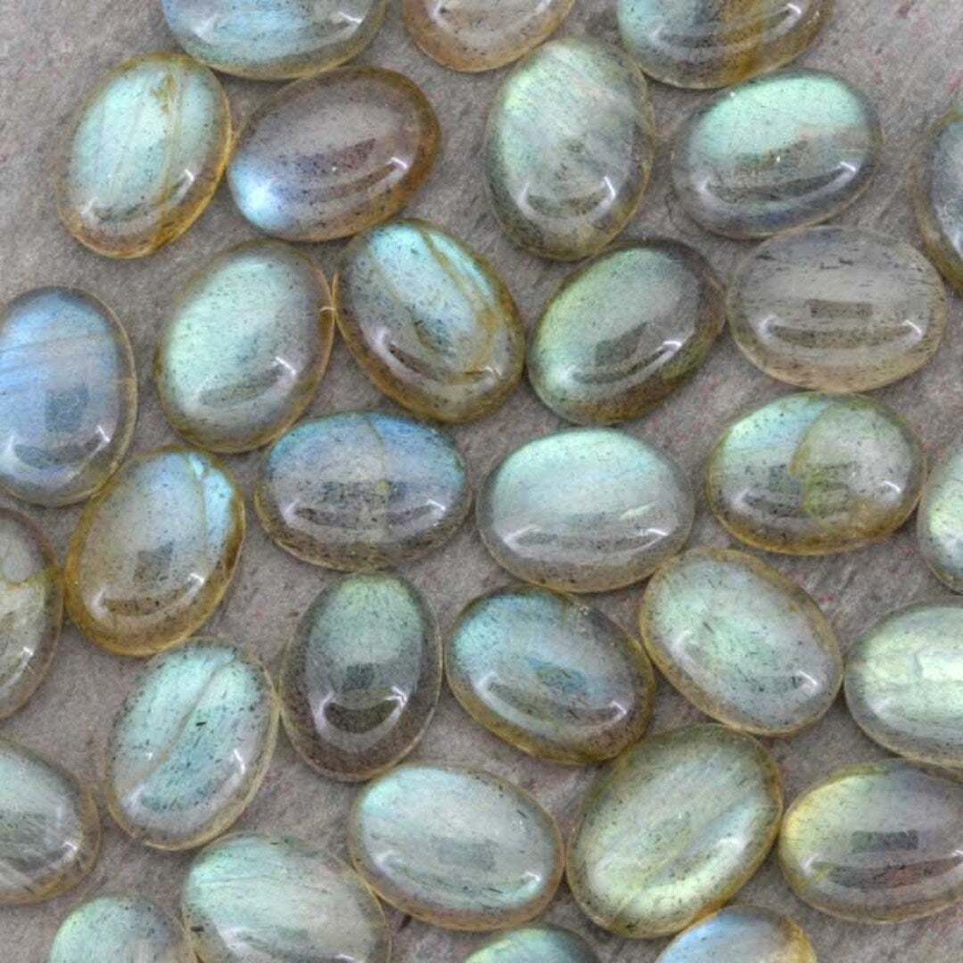Cabochon, labradorit, oval, 6-8mm, 1-10stk