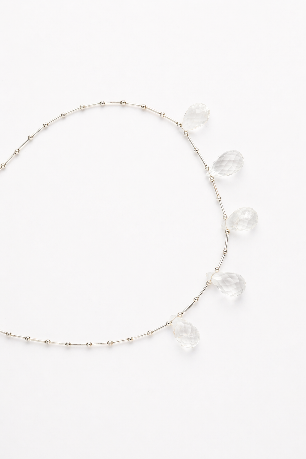Find Halskæde, sterlingsølv, bjergkrystal, dråbe, 42 cm blandt vores store udvalg af  Halskæder hos  Beadhouse of Copenhagen i dag. Husk gratis fragt over 400kr