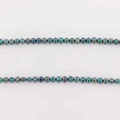 Ferskvandsperler, string, petroleumsblå rund indfarvet, 44 cm/4,5 mm BOC