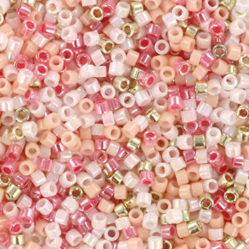 Find Blandede glasperler, miyuki delica beads,  light pink hos Beadhouse of Copenhagen i dag, med en altid hurtig levering!