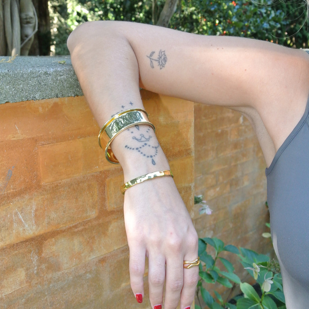 Find Armbånd, chunky armring, forgyldt messing, 66x24 mm hos Beadhouse of Copenhagen i dag, med en altid hurtig levering!