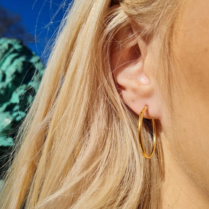 Øreringe, hoops, forgyldt sterlingsølv, 30 x 2 mm 102d Italy