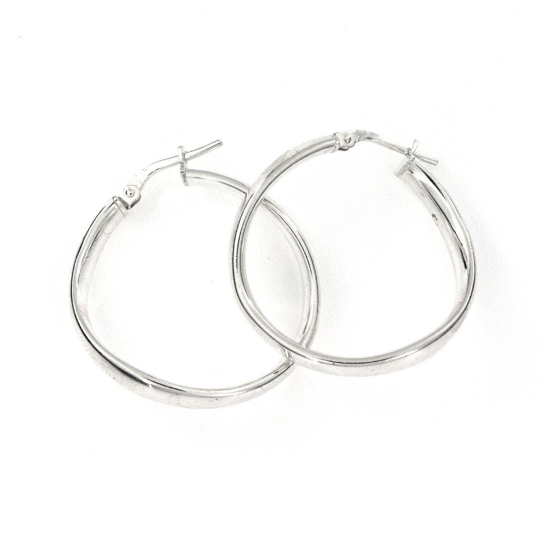 Find Øreringe, twistede hoops, sterlingsølv, 30 x 4 mm hos Beadhouse of Copenhagen i dag, med en altid hurtig levering!