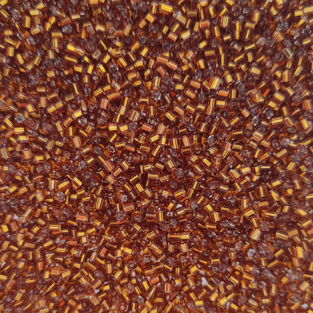 Brune glasperler, preciosa cut bugles, shiny brown, 1,6 mm Preciosa BOC