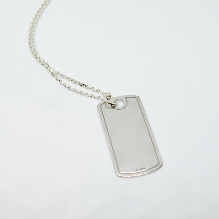Find Vedhæng, dog tag med graveret ramme, sterlingsølv hos Beadhouse of Copenhagen i dag, med en altid hurtig levering!