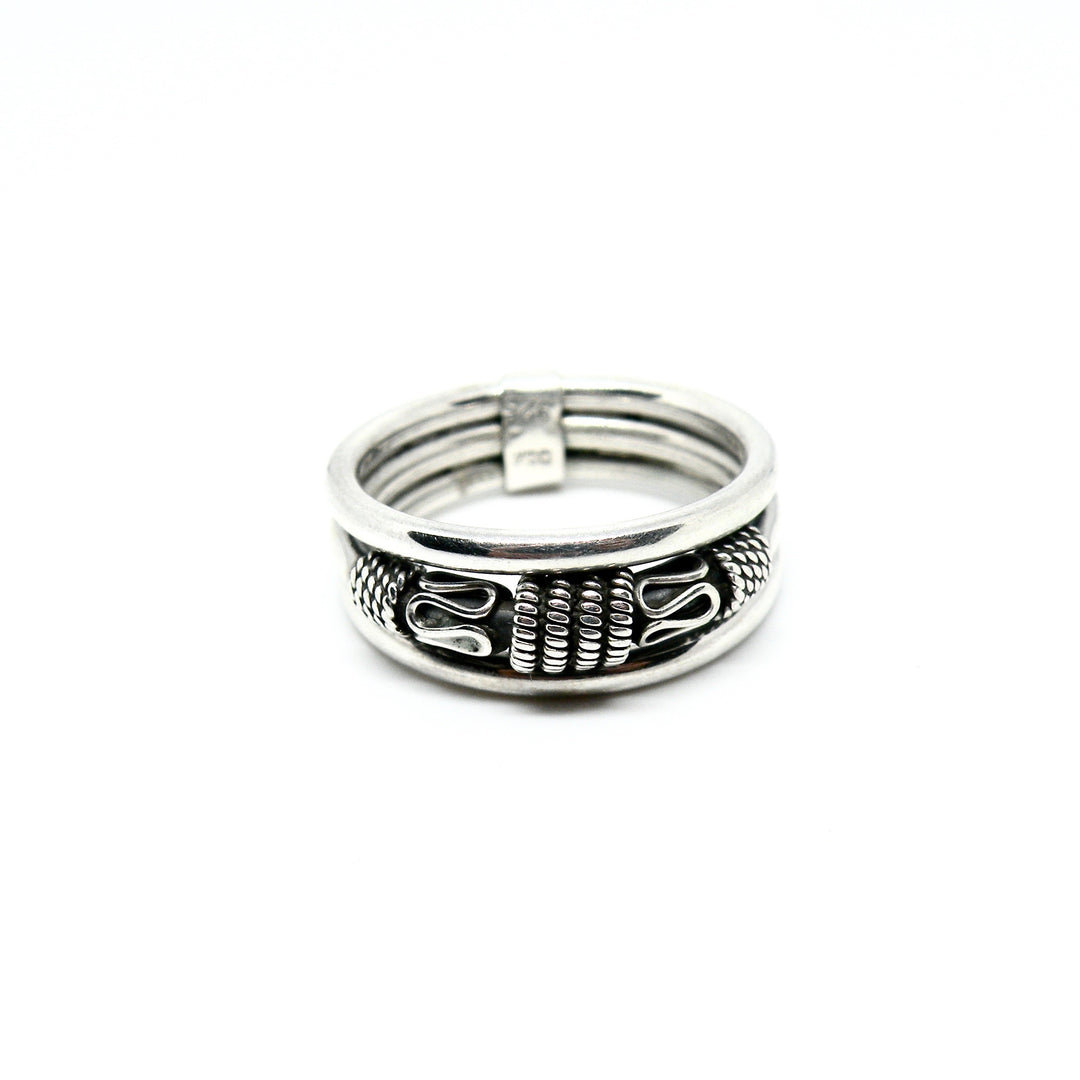 Find Fingerring, triple ring, sterlingsølv hos Beadhouse of Copenhagen i dag, med en altid hurtig levering!