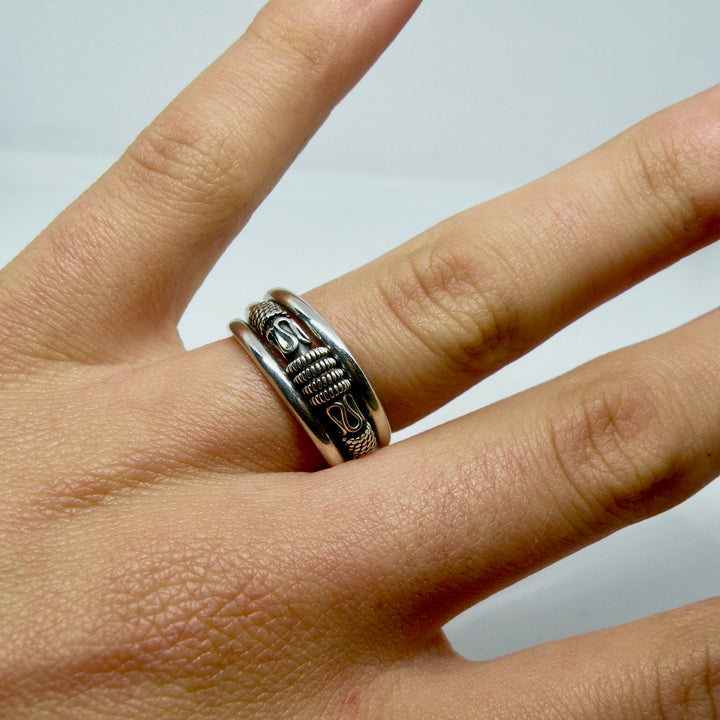 Find Fingerring, triple ring, sterlingsølv hos Beadhouse of Copenhagen i dag, med en altid hurtig levering!