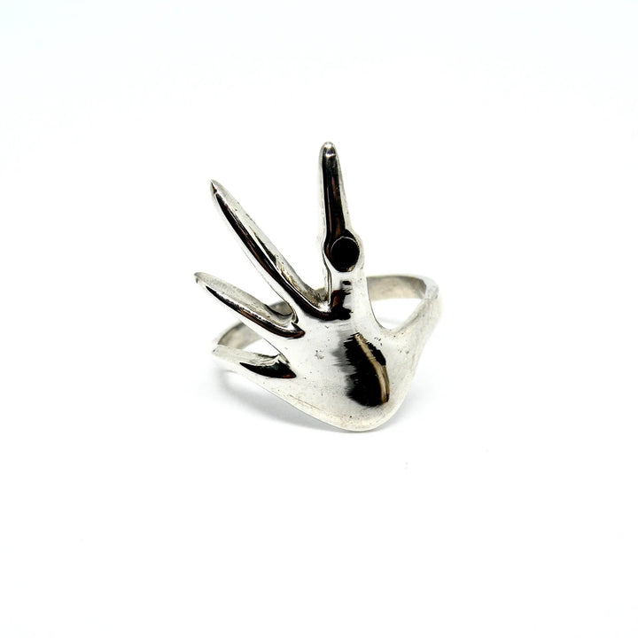 Fingerring, hånd med onyx, sterlingsølv Beadhouse of Copenhagen