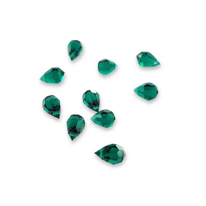 Grønne glasperler, preciosa crystal drops, emerald, 6 x 10 mm Beadhouse of Copenhagen