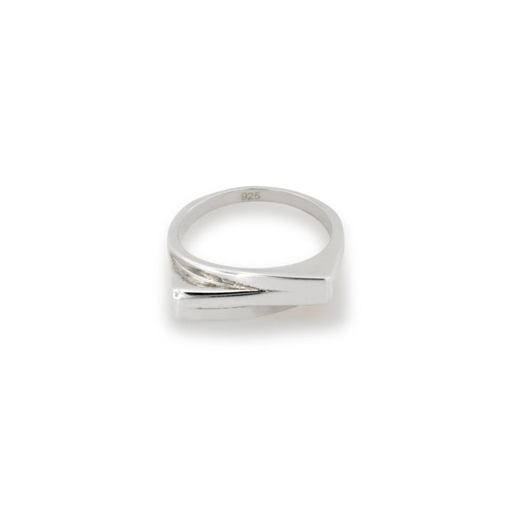 Fingerring, skæv signetring i sterlingsølv og forgyldt sterlingsølv OK Silver