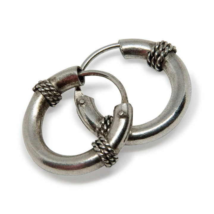 Find Øreringe, hoops med snoninger, sterlingsølv, 17 x 3 mm hos Beadhouse of Copenhagen i dag, med en altid hurtig levering!