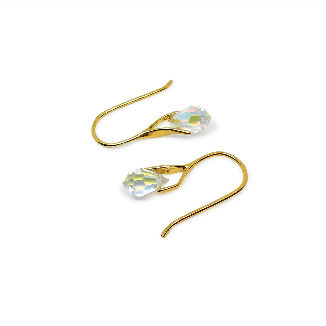 Find Øreringe, ørebøjle med crystal ab crystal drops, forgyldt sterlingsølv hos Beadhouse of Copenhagen i dag, med en altid hurtig levering!
