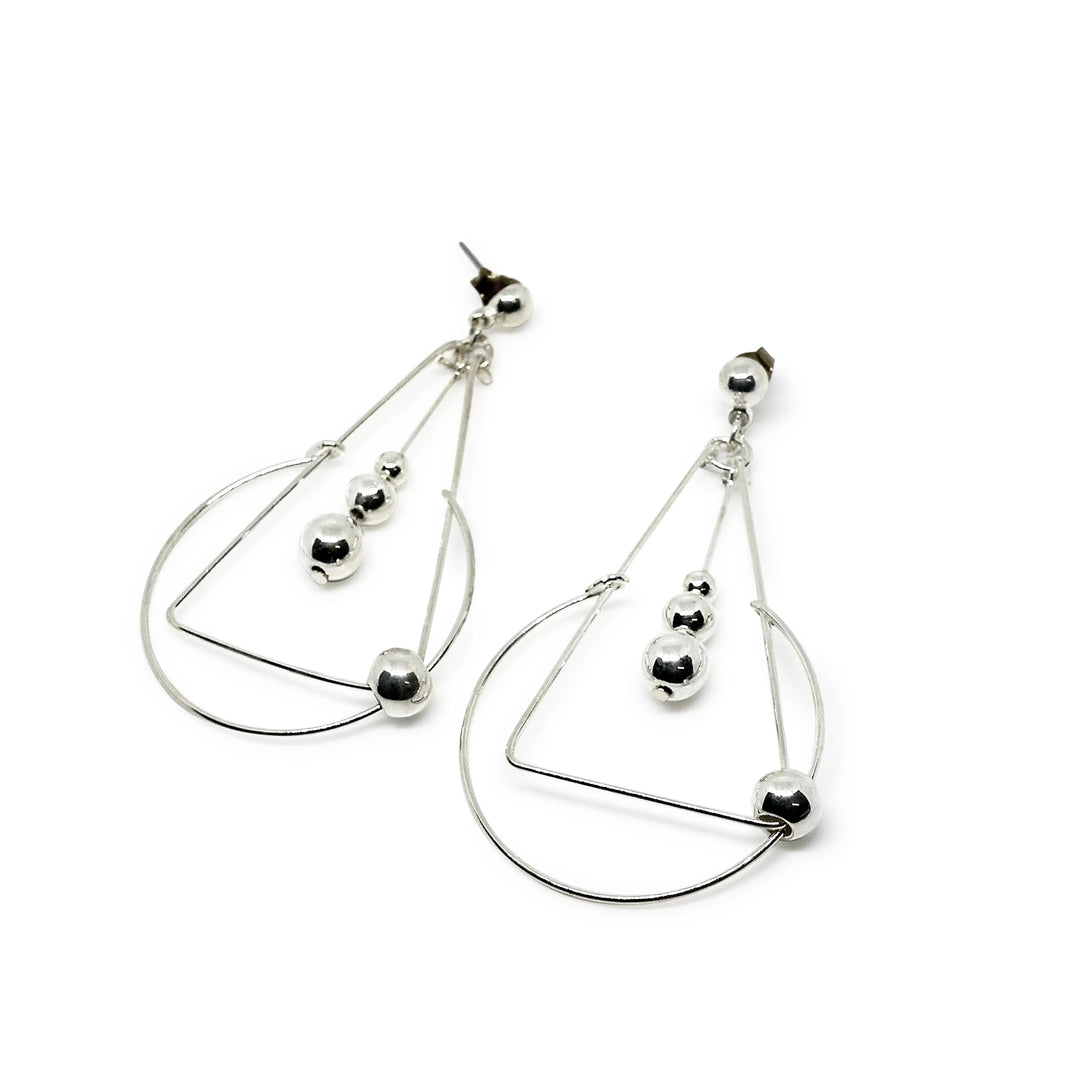 Øreringe, ørestikkere geometriske, forsølvet messing Beadhouse of Copenhagen