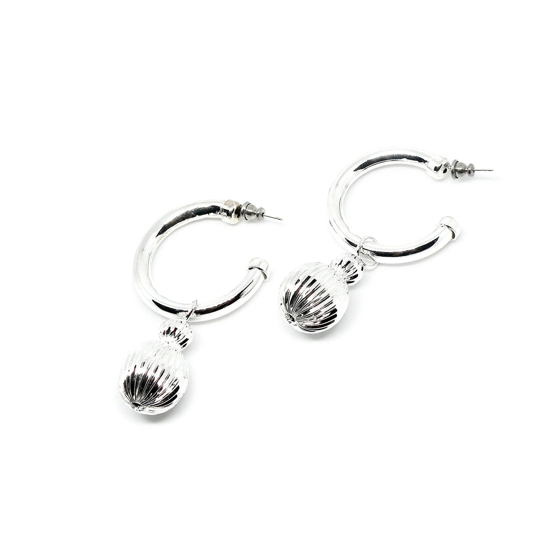 Øreringe hoops med filigran dråbe, forgyldt og forsølvet messing Beadhouse of Copenhagen