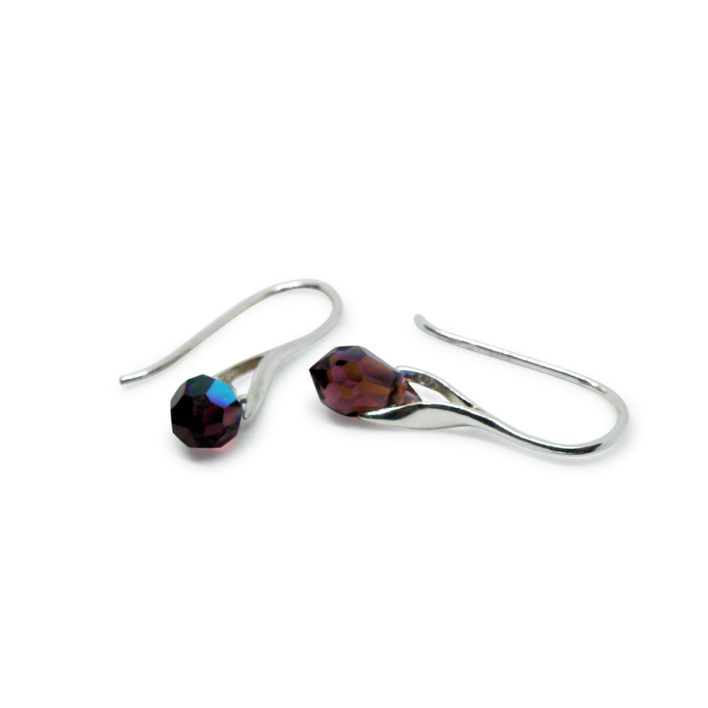 Find Øreringe, ørekrog med amethyst ab crystal drops, sterlingsølv hos Beadhouse of Copenhagen i dag, med en altid hurtig levering!