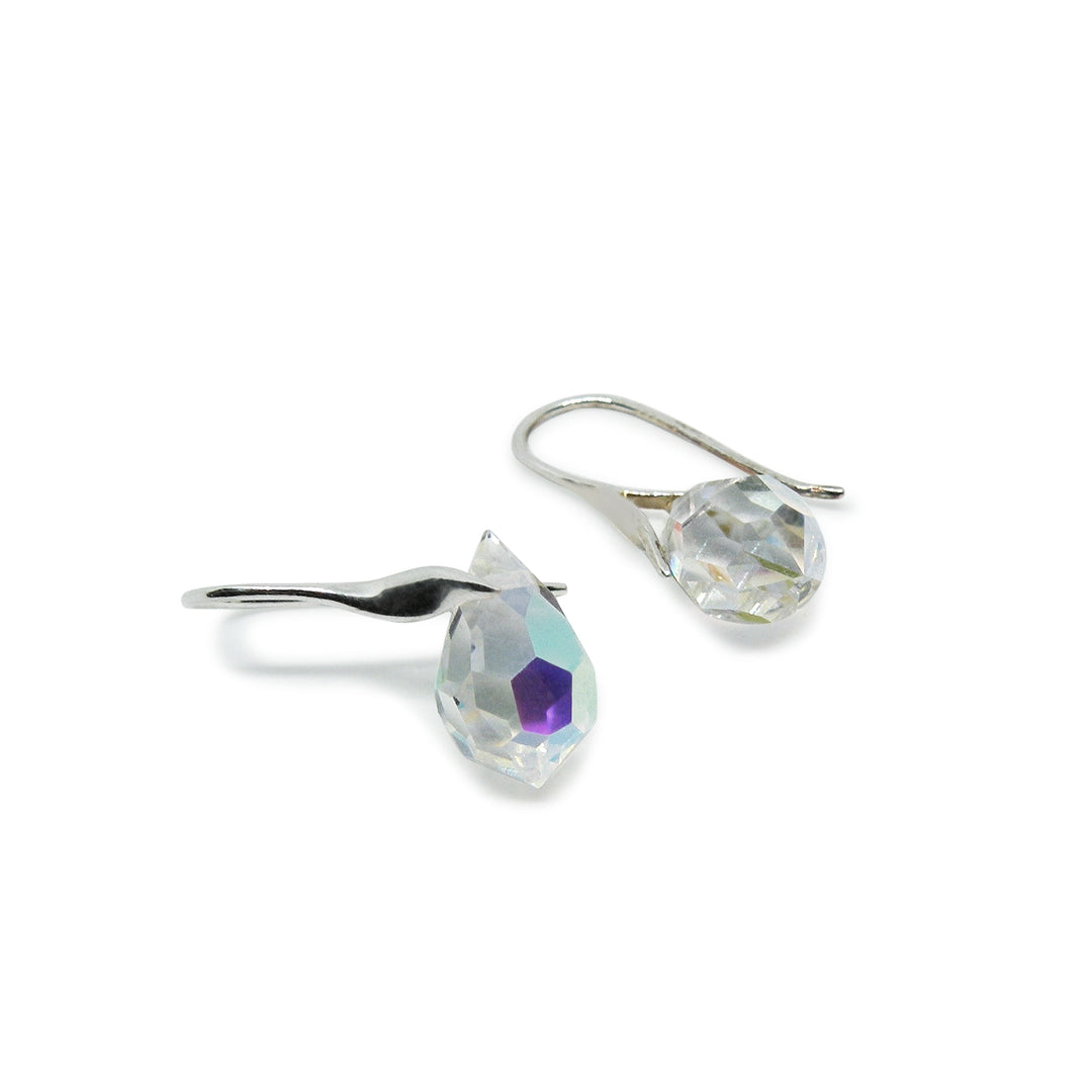 Find Øreringe, ørekrog med crystal titania ab crystal drops, sterlingsølv hos Beadhouse of Copenhagen i dag, med en altid hurtig levering!