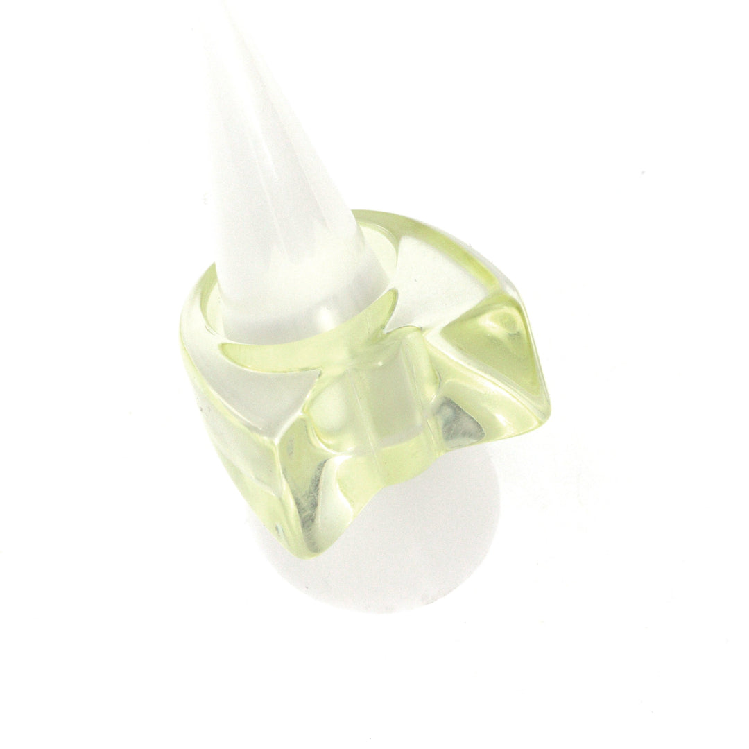Find Fingerring, chunky plastik hos Beadhouse of Copenhagen i dag, med en altid hurtig levering!
