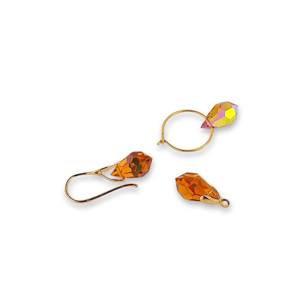 Find Røde glasperler, preciosa crystal drops, siam ruby, 9 x 15 mm hos Beadhouse of Copenhagen i dag, med en altid hurtig levering!