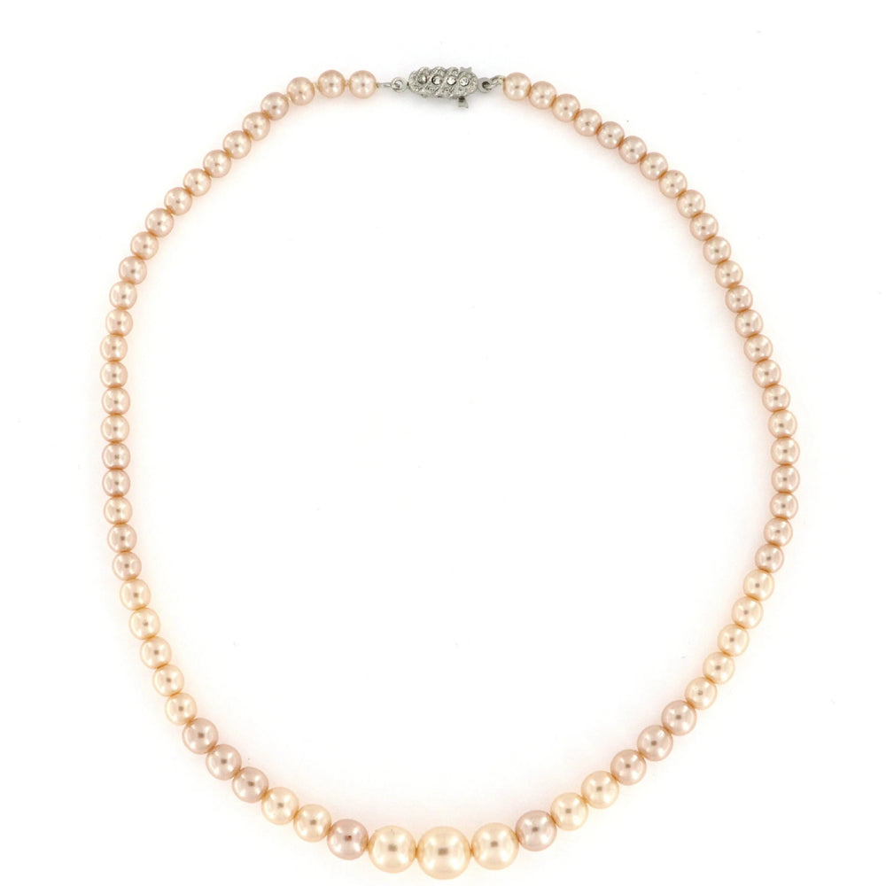 Halskæde, gradueret champagnefarvet voksperlekæde, forsølvet messing Beadhouse of Copenhagen