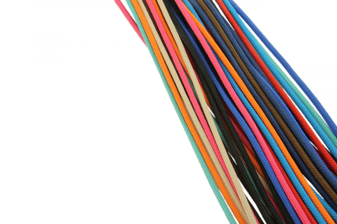 Find Snor, ecocord rød knyttesnor, genanvendt plast, 0,8-1,5 mm hos Beadhouse of Copenhagen i dag, med en altid hurtig levering!
